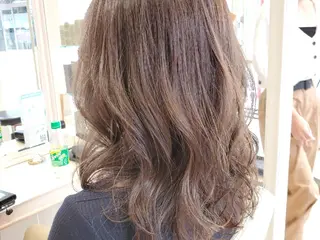 セミロング 社内カット講師・店長 菅原賢一のヘアスタイル