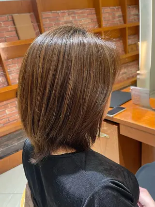 ミディアム カラー 前田 彩良のヘアスタイル