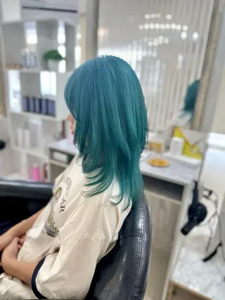 セミロング カラー YURI ✨のヘアスタイル