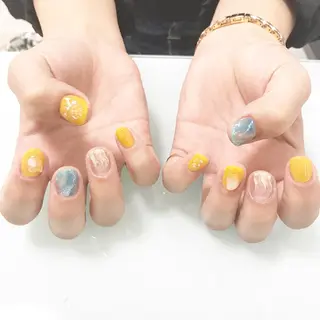 ネイル 板垣 綾乃のネイルデザイン
