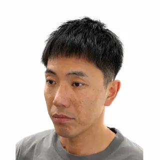 ショート メンズ インフィニィトネオ 三浦のヘアスタイル