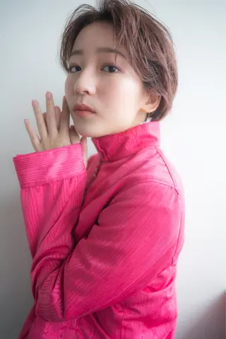 ショート カラー レイヤー／パーマ TAKUYAのヘアスタイル