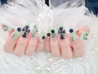 ネイル Melia Nail Nambaのネイルデザイン