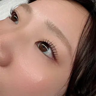 マツエク・マツパ Colorlist MIYUUのヘアスタイル