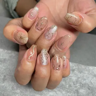 ネイル with hues AYAのネイルデザイン