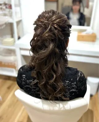 ヘアアレンジ make room Blissのヘアスタイル