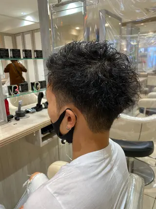 パーマ メンズ 似合う髪型見つけます AYAKAのヘアスタイル