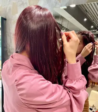 セミロング カラー 相宮 優羽のヘアスタイル