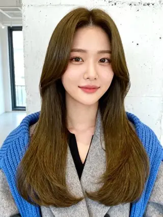 ロング カラー 韓国レイヤーカット 🫧大阪梅田レイヤーのヘアスタイル
