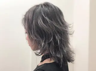 ミディアム カラー くすもと かいとのヘアスタイル