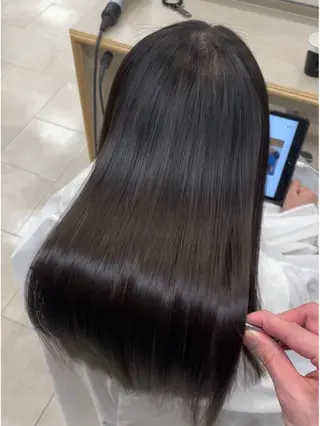 ロング シャドウパーマ／骨格 矯正カット　トモキのヘアスタイル