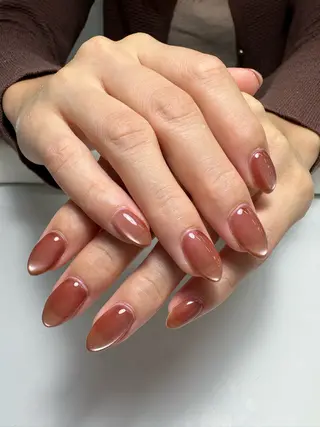 ネイル PEEKABOO京橋 HINA1級保持✨のネイルデザイン
