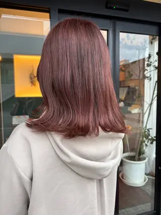 ミディアム 河口 友里のヘアスタイル