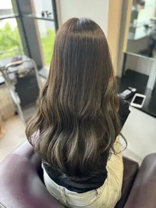 ロング カラー ベージュ透明感カラー 💟AYUMI💟のヘアスタイル