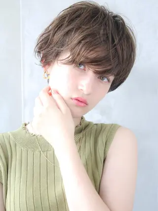 ショート カラー 🉐レイヤー/塩見 弘樹🉐渋谷のヘアスタイル