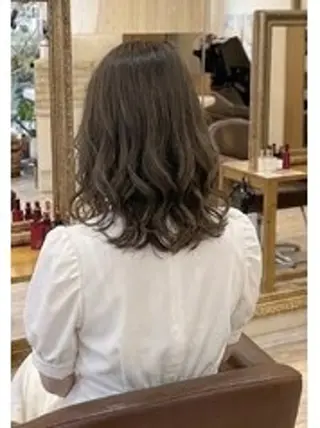 セミロング 木村 キムラのヘアスタイル