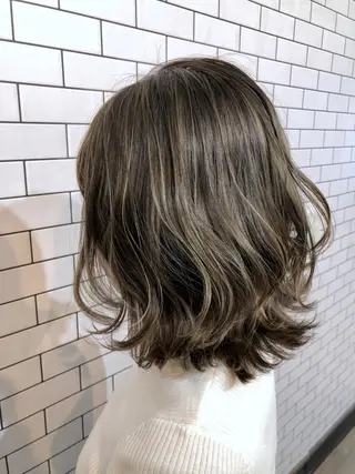 ショート カラー THREE 関根大のヘアスタイル