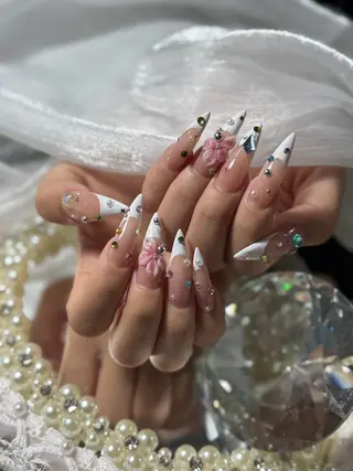 ネイル Rinaky Amee Nailのネイルデザイン