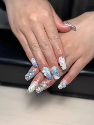 ネイル Nail Salon Suri Suriのネイルデザイン