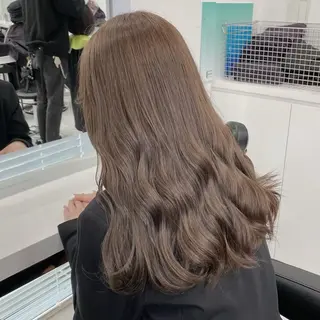 ロング カラー ヘアアレンジ 🫧モテる💗ダメー ジレスハイトーン🫧のヘアスタイル