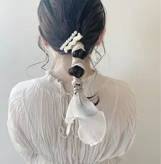 ミディアム ヘアアレンジ 本間 結衣のヘアスタイル