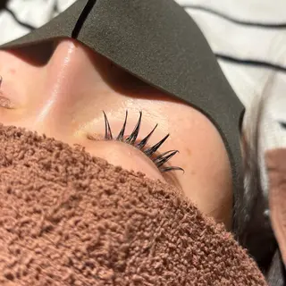 マツエク・マツパ MODEK's阿倍野 SANAのヘアスタイル