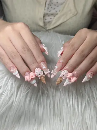 ネイル Lee Nailsのネイルデザイン