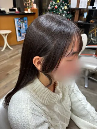 ロング パーマ ヘアアレンジ イツキ🌕デザインカ ラー🥨髪質改善🫧のヘアスタイル