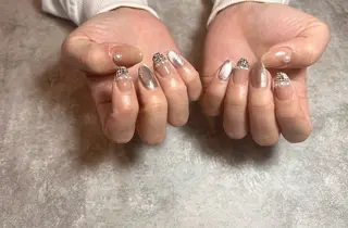 ネイル Adore nailのネイルデザイン