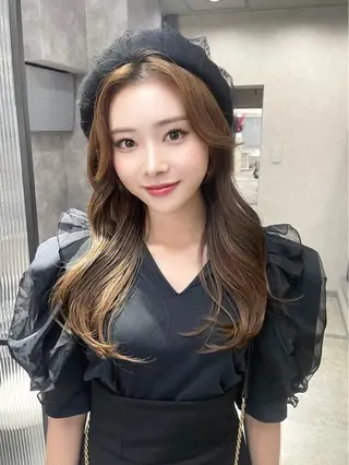 ロング fuwari 美白ショコラカラーのヘアスタイル