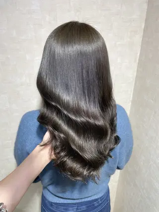 ロング 髪質改善&白髪ぼかし スタイリスト近藤宏樹のヘアスタイル