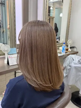 ミディアム 柔らか透明感カラー |ほんのりレイヤー|のヘアスタイル
