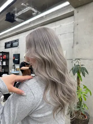 ロング カラー Kazuki/名古屋 ブリーチ/髪質改善のヘアスタイル