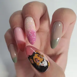 ネイル ・:*+.✳︎˚✧₊ MAKI NAILのネイルデザイン