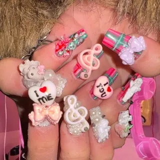 ネイル 佐々木 優衣のネイルデザイン