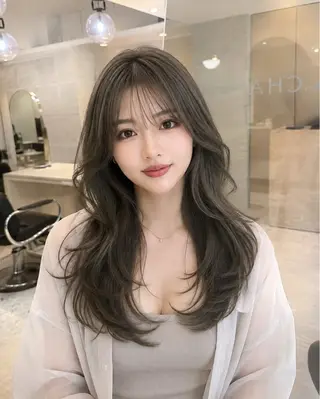 ロング カラー 透明感カラー🌿 グレージュ🐺陽介のヘアスタイル