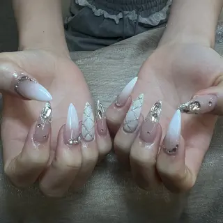 ネイル ANH NAIL ゴテゴテ専門店💎のネイルデザイン