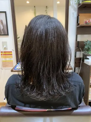 カラー ミディアム サトウ シューイチのヘアスタイル