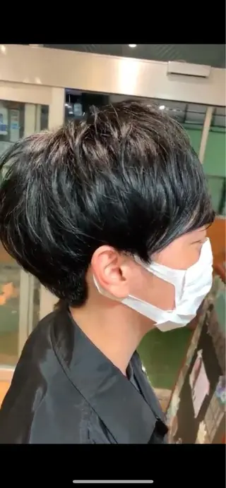 ショート メンズ カット特化美容師 齋藤桐のヘアスタイル