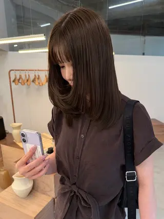 セミロング fubuki🪷 似合わせカットカラーのヘアスタイル