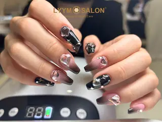 ネイル VAN NAIL 海老名展のネイルデザイン
