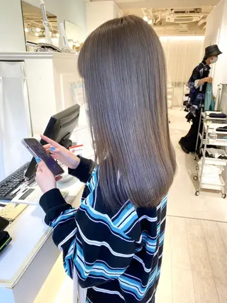 セミロング カラー NANO／ ブリーチ×レイヤーのヘアスタイル