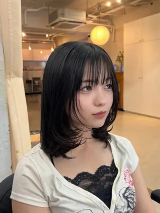 ミディアム 北見 桃夏のヘアスタイル