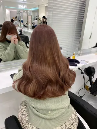 ロング カラー ラベンダー💜 グレージュ🩶のヘアスタイル