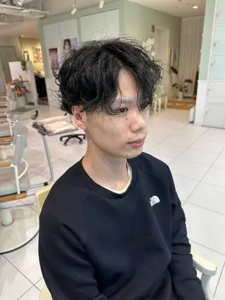 ショート パーマ メンズ 佐野 拓海のヘアスタイル