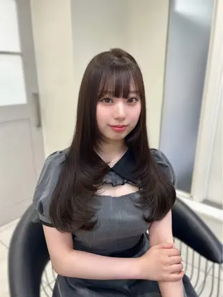 ロング カラー 𝐧𝐚𝐨♡ ハイトーン/ピンクのヘアスタイル