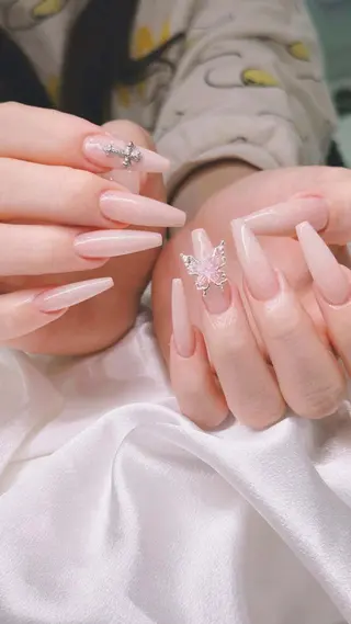 ネイル NAILS168 池袋西口駅前店のネイルデザイン
