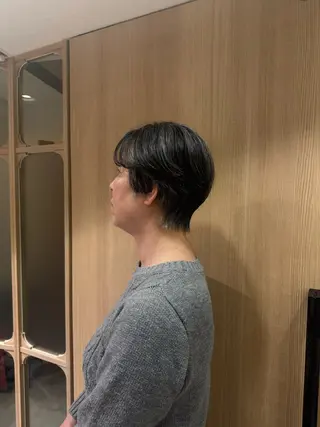 ショート RosierBlue 工藤のヘアスタイル