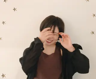 ショート カラー 市川 千夏のヘアスタイル