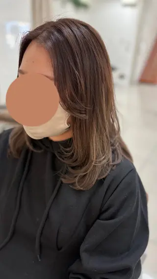 ミディアム カラー 下四日市 翠のヘアスタイル